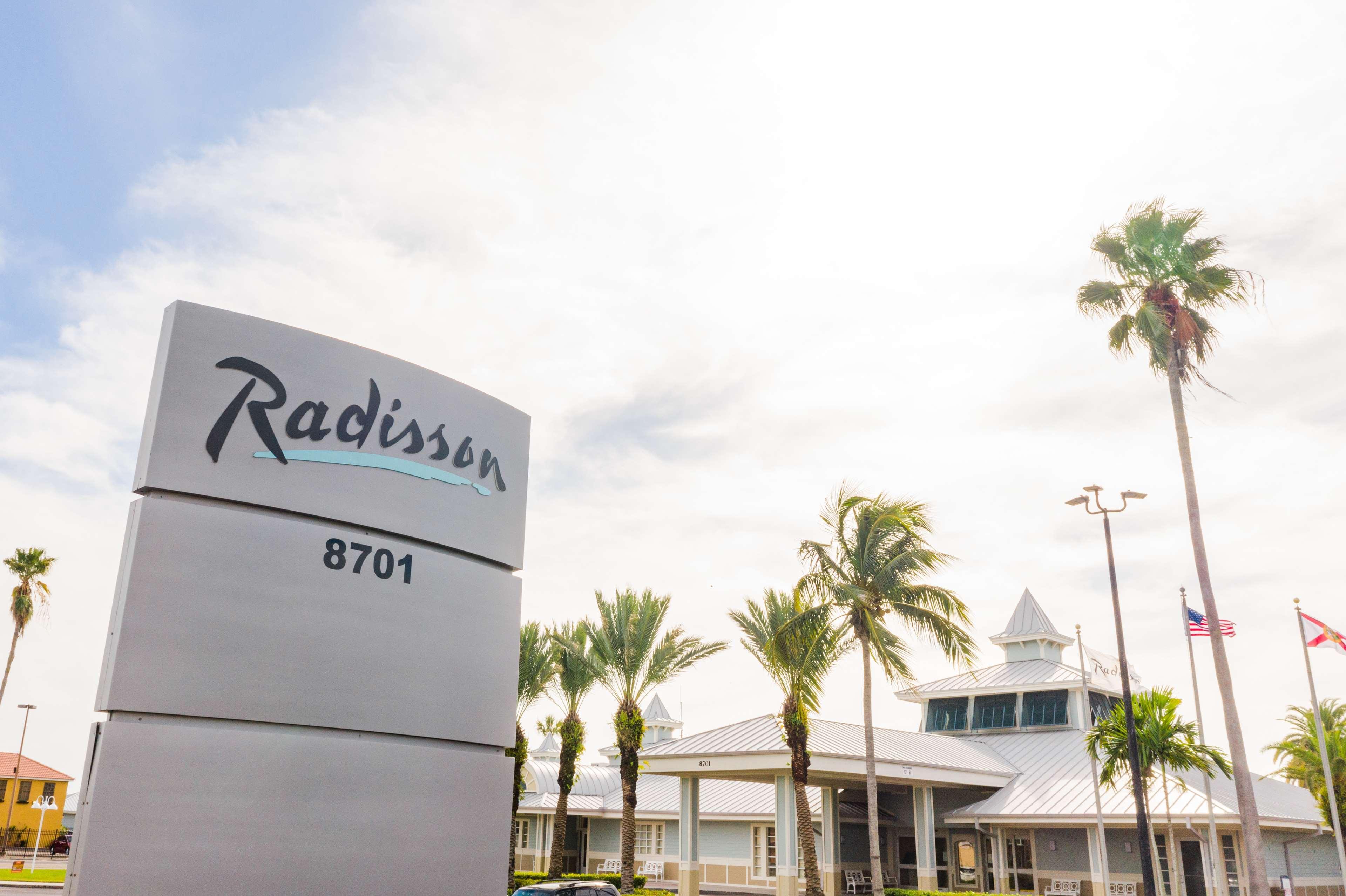 Radisson Resort At The Port Cabo Cañaveral Exterior foto